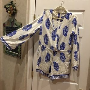 Long sleeve shorts romper